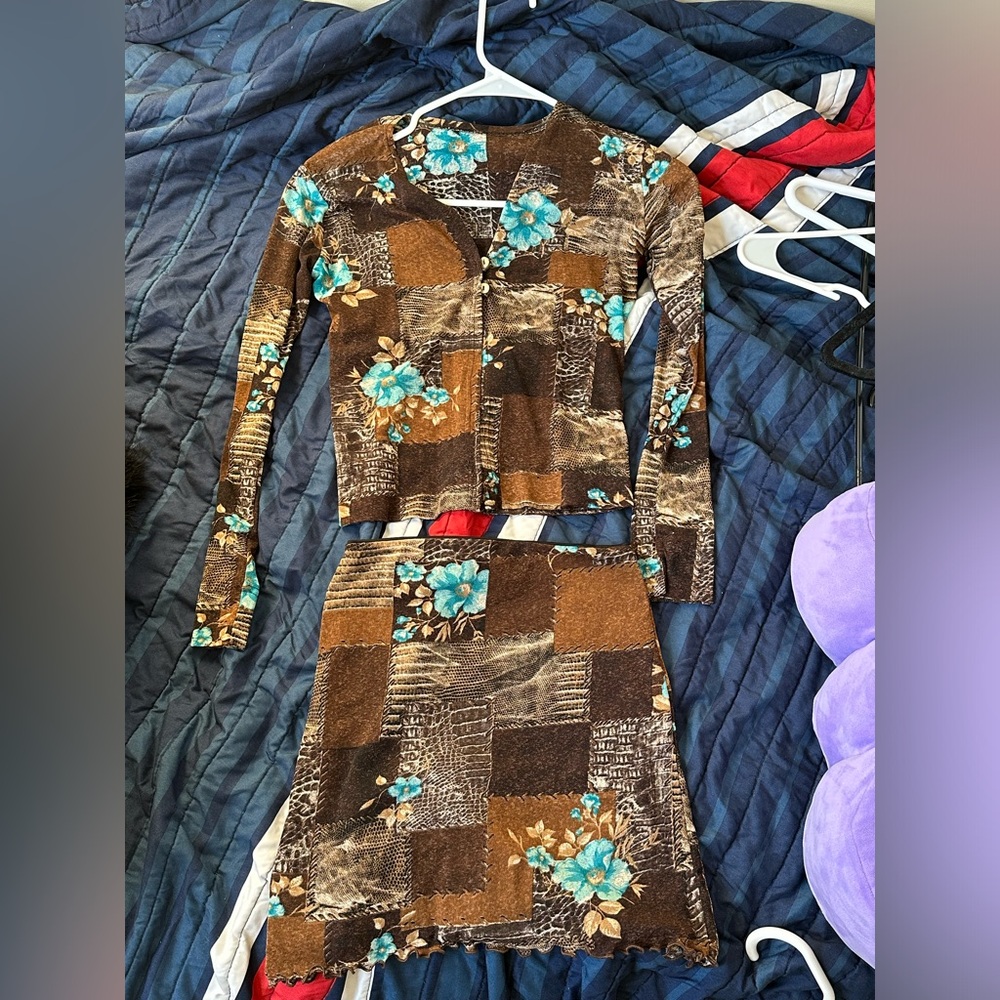 Two piece set